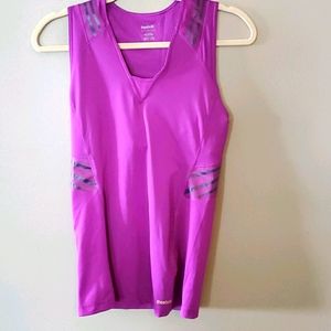 Reebok play dry with bra inside